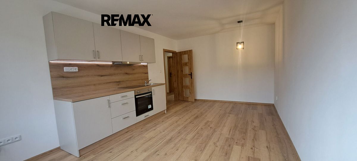 Pronájem bytu 3+kk 62 m²