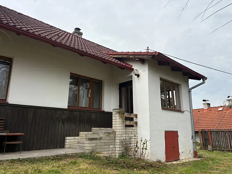 Prodej chalupy 60 m², pozemek 1033 m², Staré Hrady – náhled fotky 2