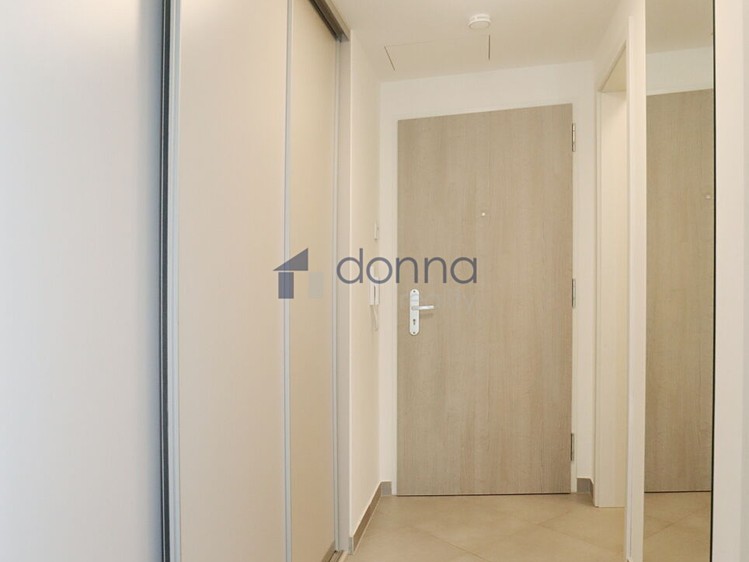 Pronájem bytu 2+kk, 64 m² (10 z 13)