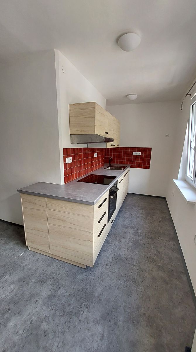 Pronájem bytu 4+kk 78 m²