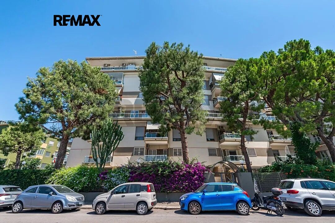 Prodej bytu 4+1 135 m², Bari – fotka 1 z 3
