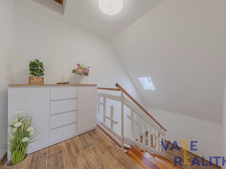 Будинок на продаж, 200 м² (12 з 37)