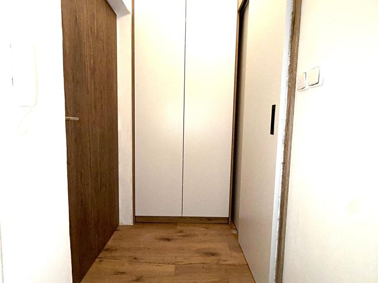 Квартира 1+1 в оренду, 32 м² (7 з 12)