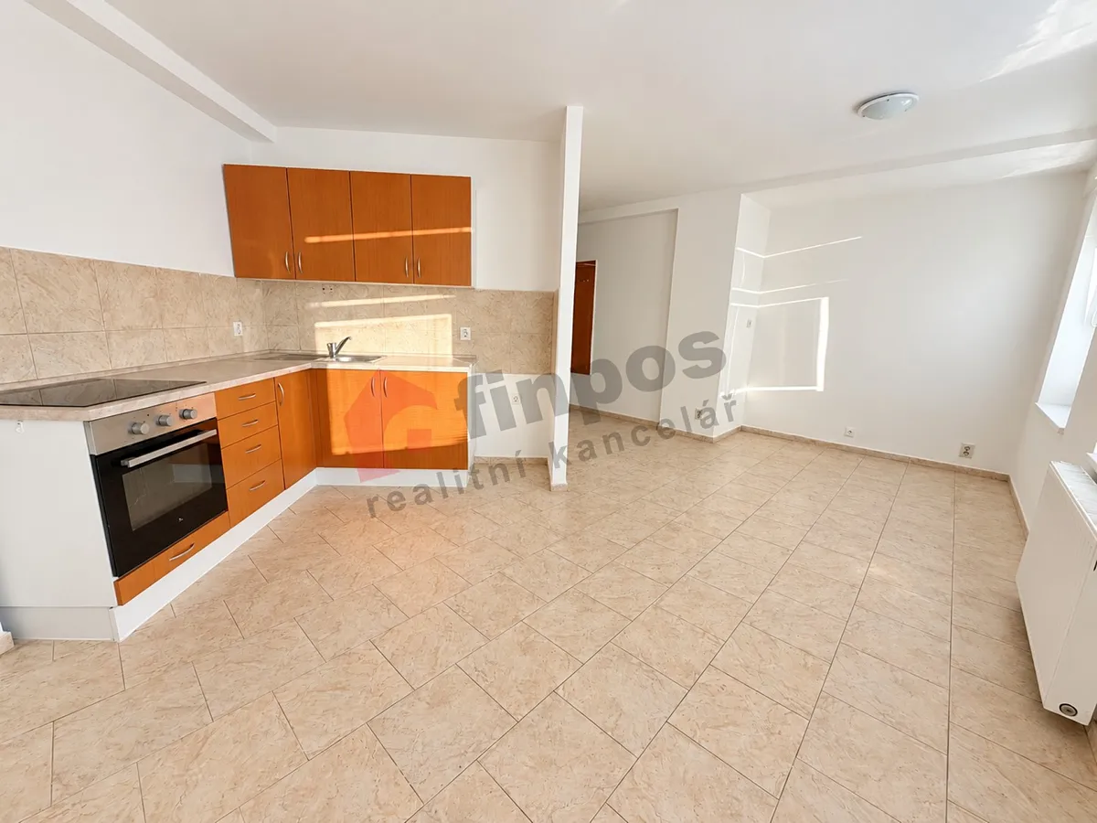 Pronájem bytu 1+kk 28 m²