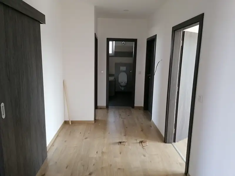 Prodej rodinného domu 110 m², pozemek 600 m², Cerhenice – náhled fotky 2