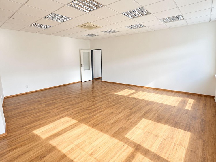Комерційне приміщення в оренду, 145 м² (7 з 23)