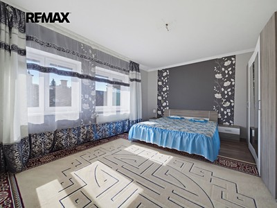 Prodej domu, 246 m² (2 z 49)