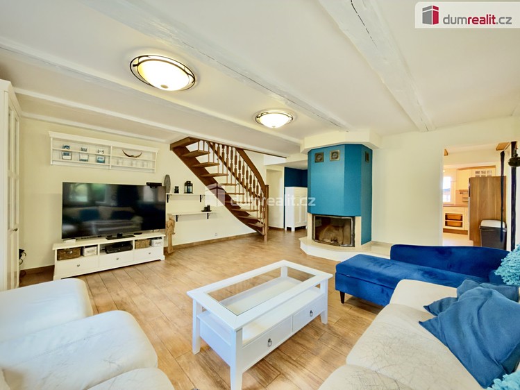 Будинок на продаж, 220 м² (3 з 34)