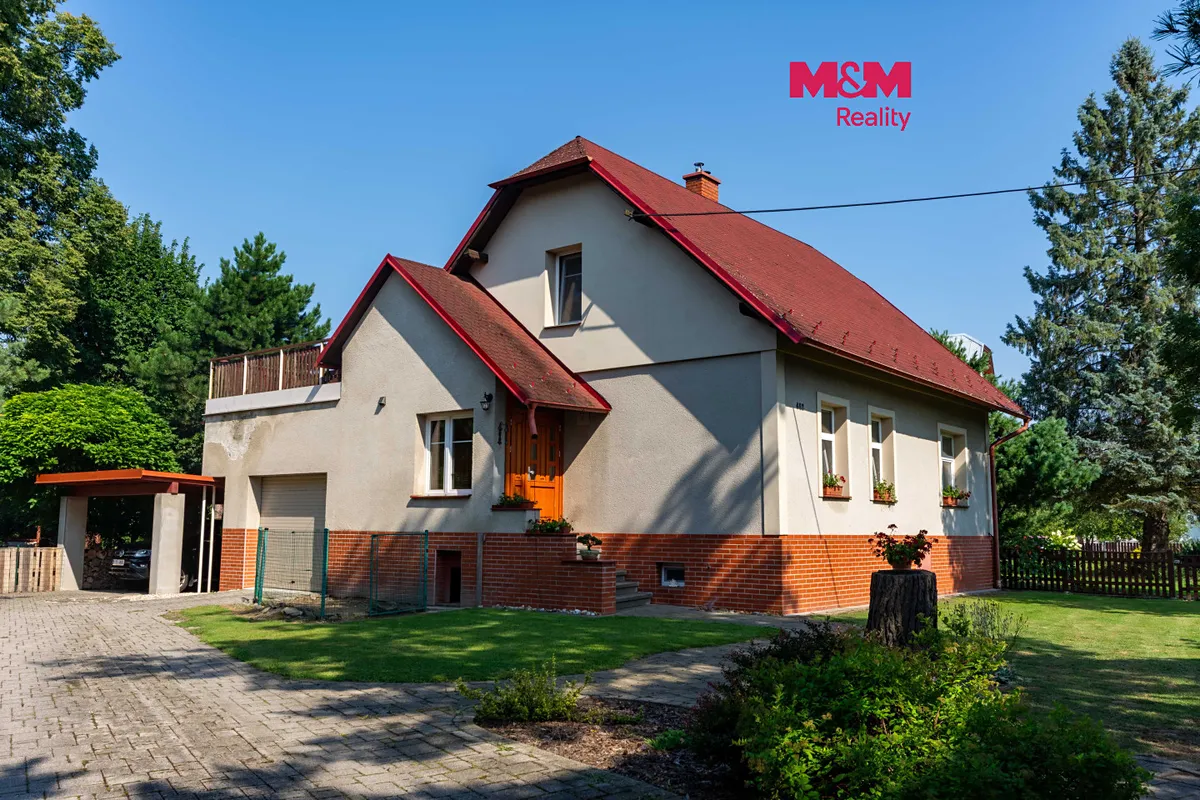 Prodej rodinného domu 154 m², pozemek 2311 m²