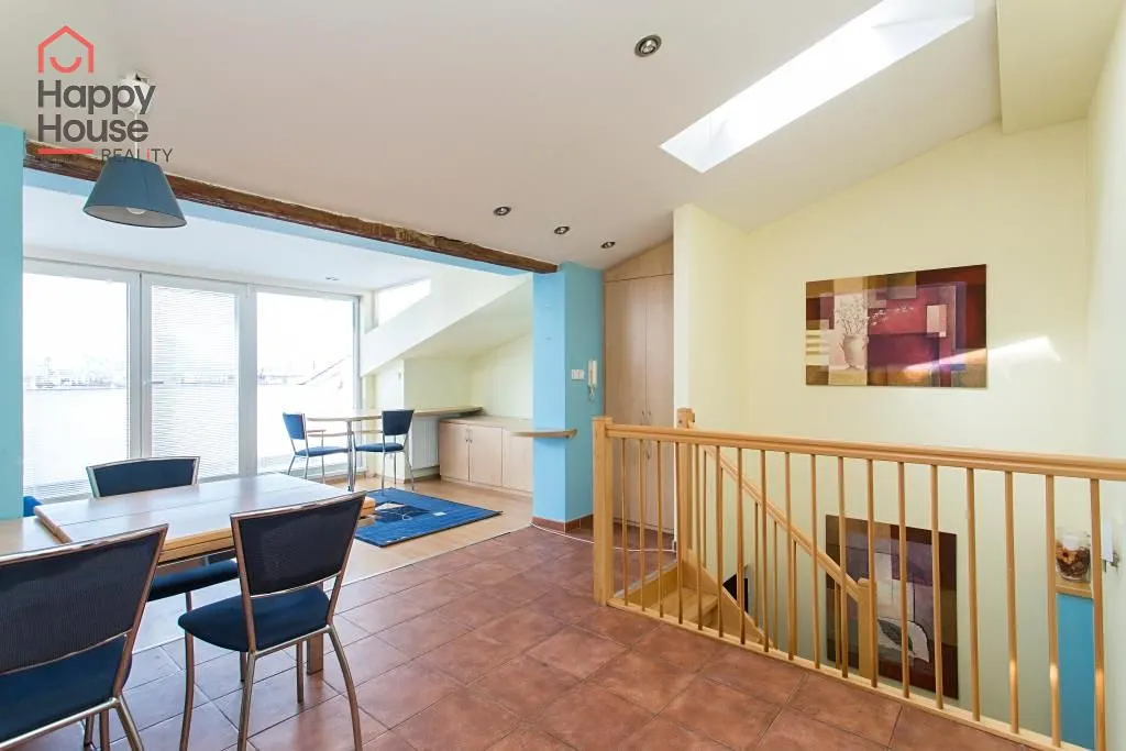 Pronájem bytu 2+kk 63 m²