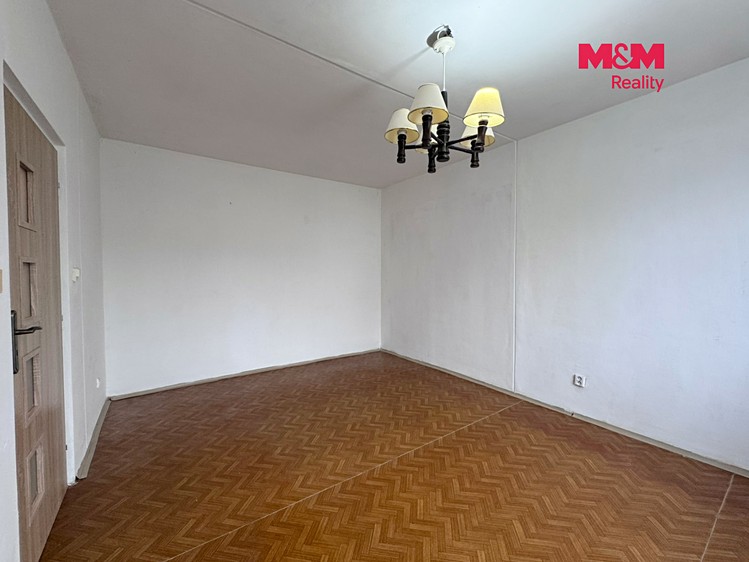 Pronájem bytu 1+1, 32 m² (6 z 14)