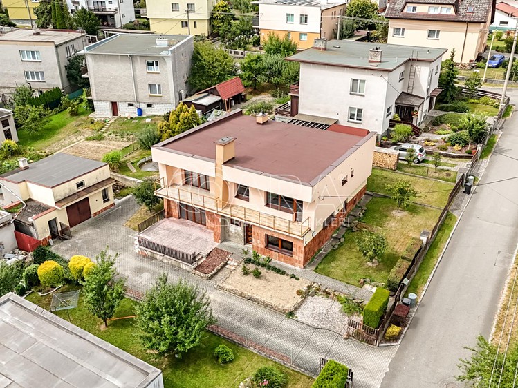 Prodej domu, 230 m² (2 z 29)