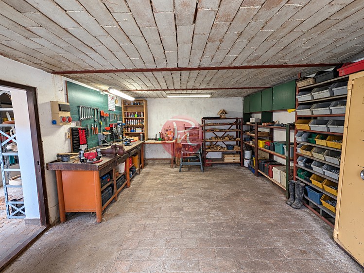 Комерційне приміщення на продаж, 340 м² (7 з 34)