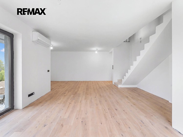 Prodej bytu 4+kk, 149 m² (5 z 23)