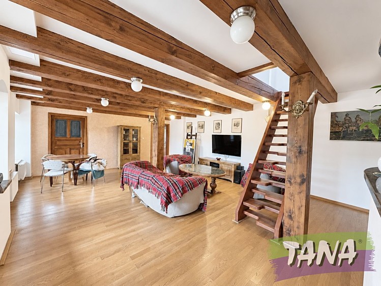 Prodej domu, 199 m² (9 z 19)