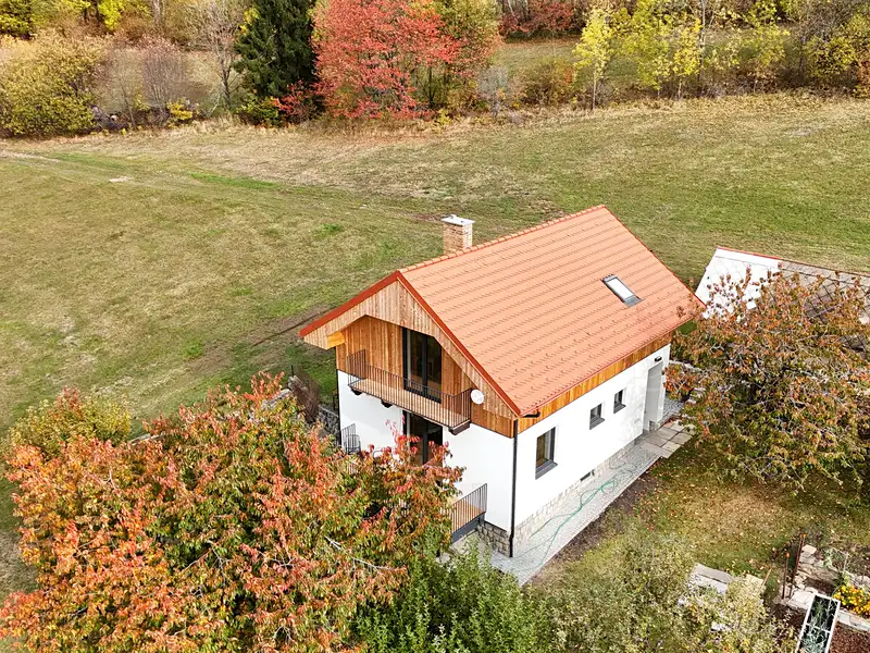 Pronájem rodinného domu 70 m², pozemek 300 m², Brloh – náhled fotky 2