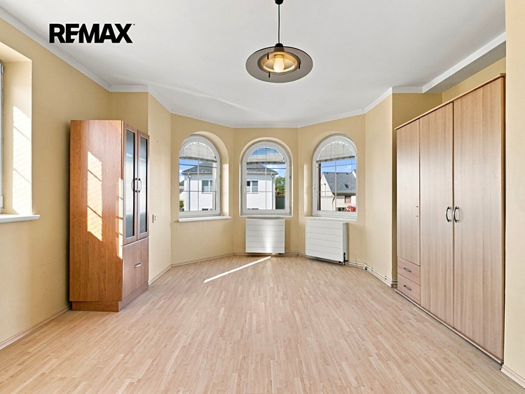 Будинок на продаж, 268 м² (15 з 45)