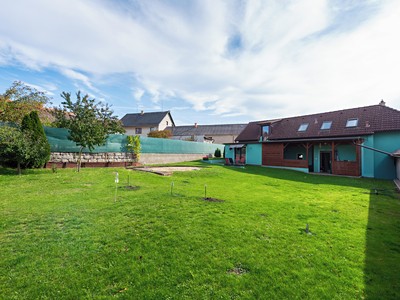 Prodej domu, 200 m² (2 z 32)