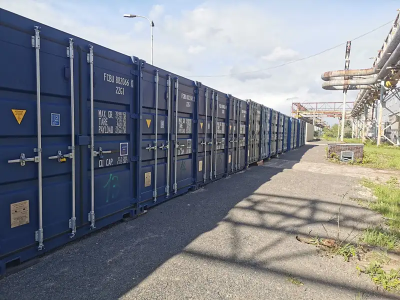 Pronájem garáže 14 m², Kladno – náhled fotky 1