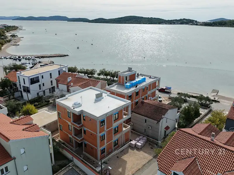 Prodej bytu 2+1 109 m², Vodice – náhled fotky 1