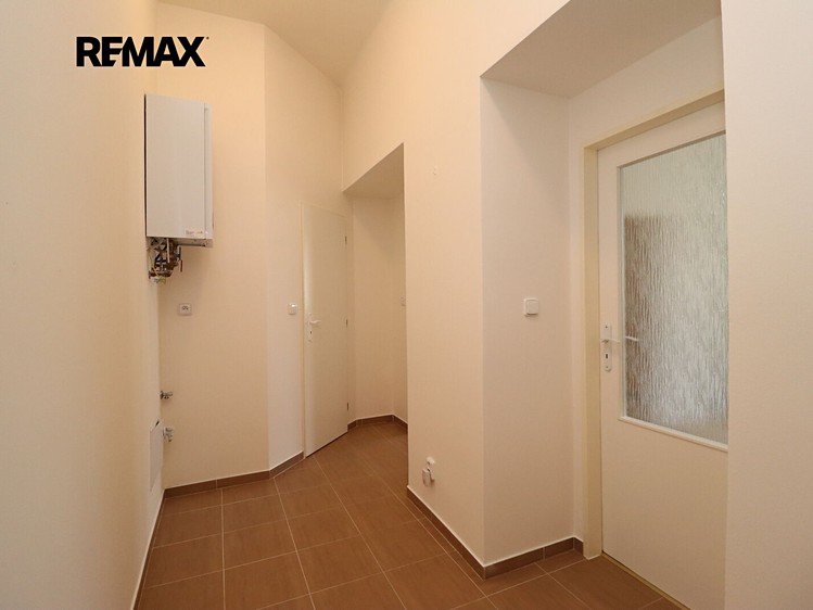 Квартира 2+kk в оренду, 40 м² (9 з 12)