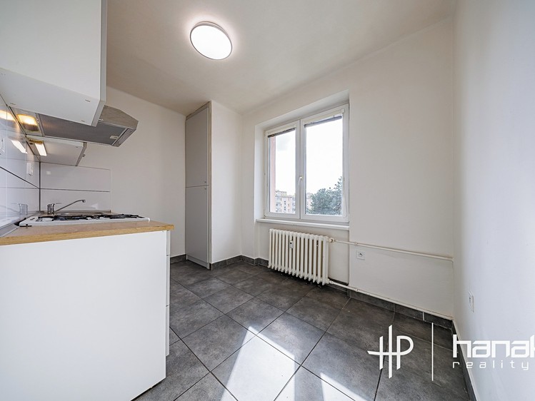 Pronájem bytu 1+1, 34 m² (2 z 13)