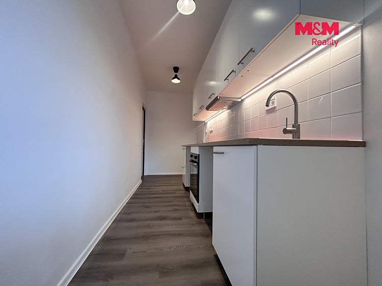 Pronájem bytu 2+1, 44 m² (5 z 30)
