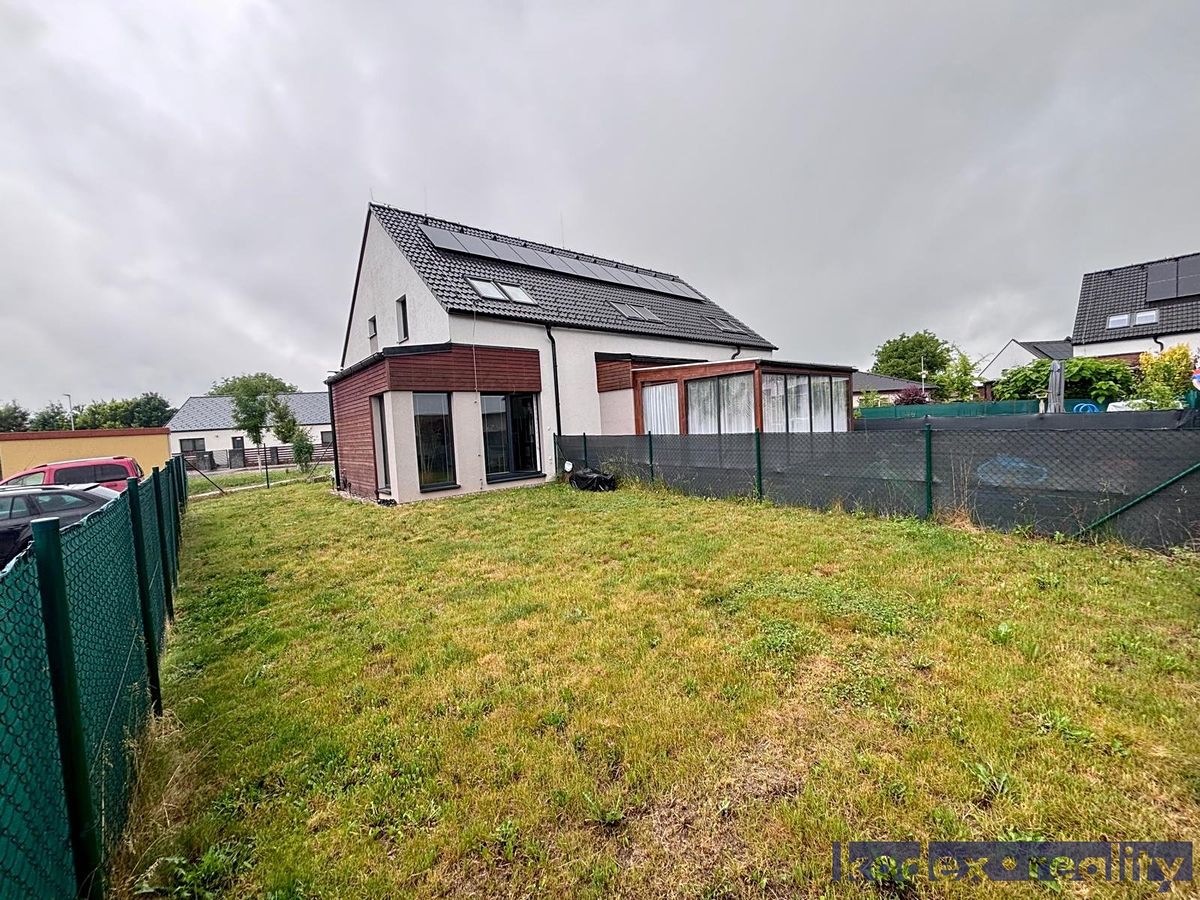 Pronájem bytu 3+kk 74 m²