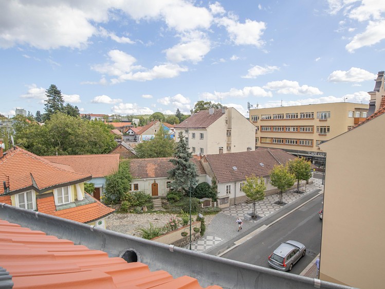 Комерційне приміщення в оренду, 64 м² (30 з 46)