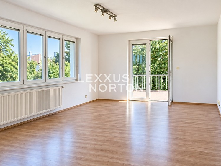 Квартира 4+1 в оренду, 155 м² (2 з 16)