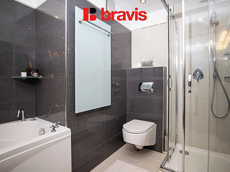 Pronájem bytu 3+kk, 85 m² (21 z 28)