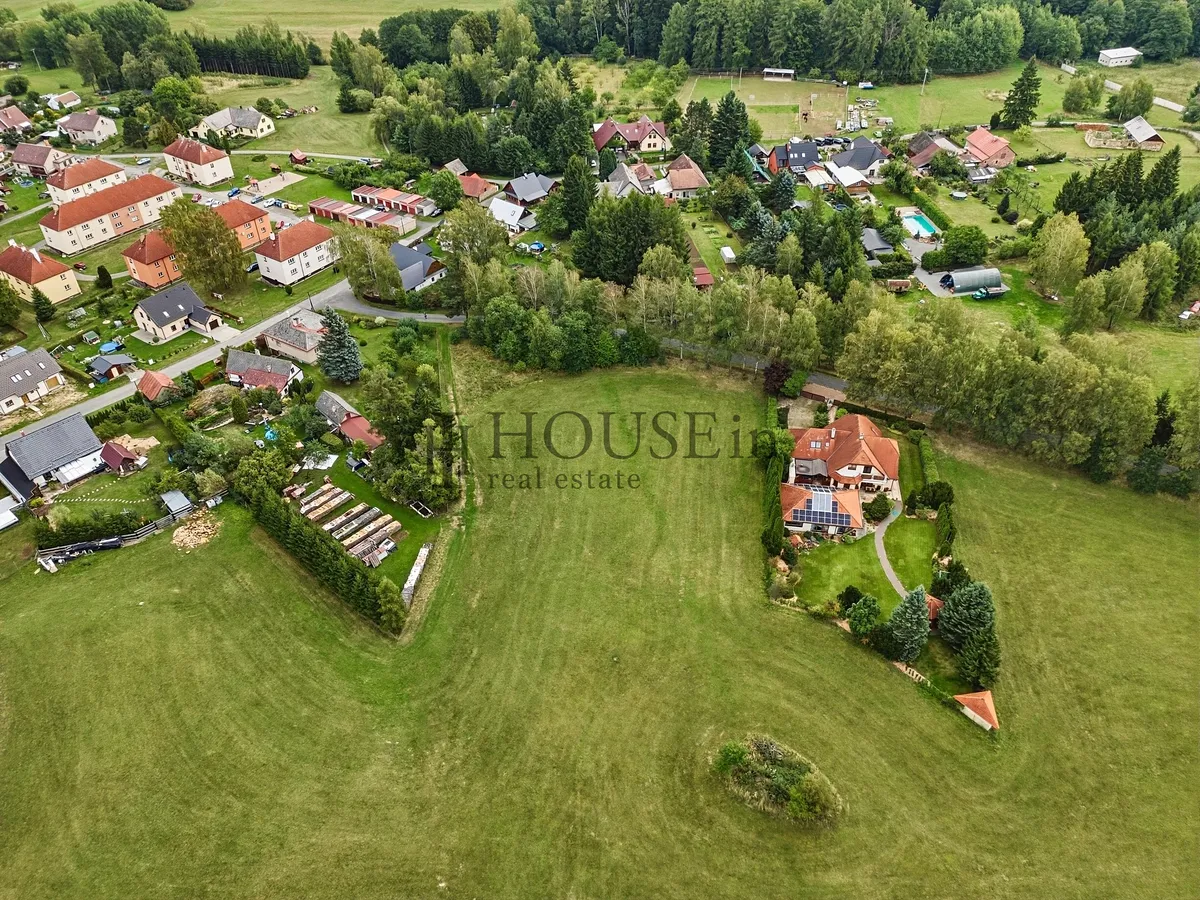 Prodej stavebního pozemku 1490 m²