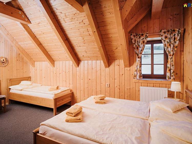 Комерційне приміщення на продаж, 751 м² (27 з 30)