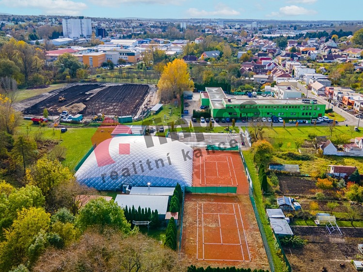 Prodej komerčního prostoru, 5 066 m² (3 z 12)
