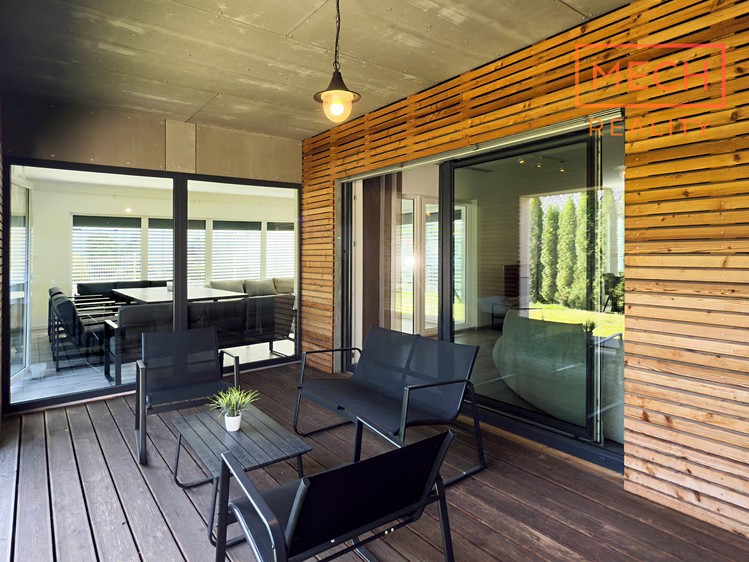 Prodej domu, 221 m² (23 z 32)