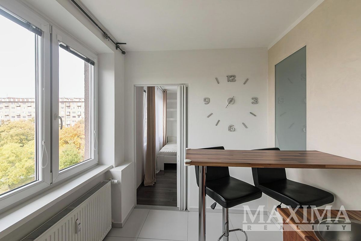 Pronájem bytu 1+kk 37 m² – fotografie 2
