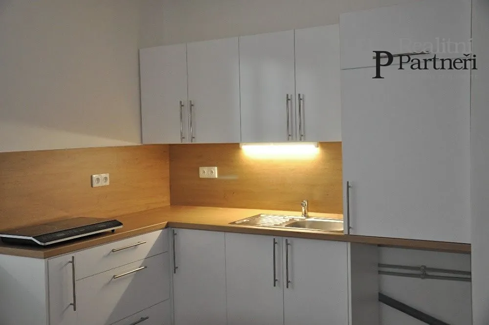 Pronájem bytu 1+kk 26 m²