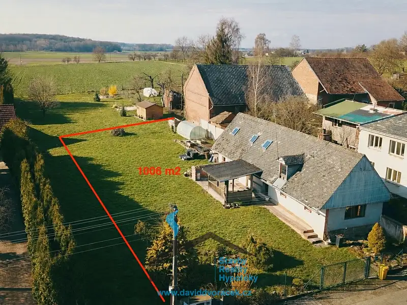 Prodej stavebního pozemku 1006 m², Hněvčeves – náhled fotky 2