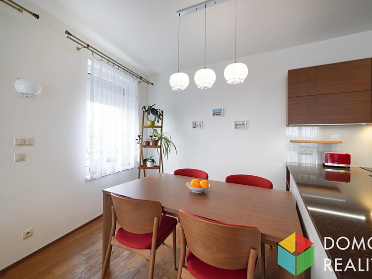 Квартира 4+kk на продаж, 118 м² (9 з 38)