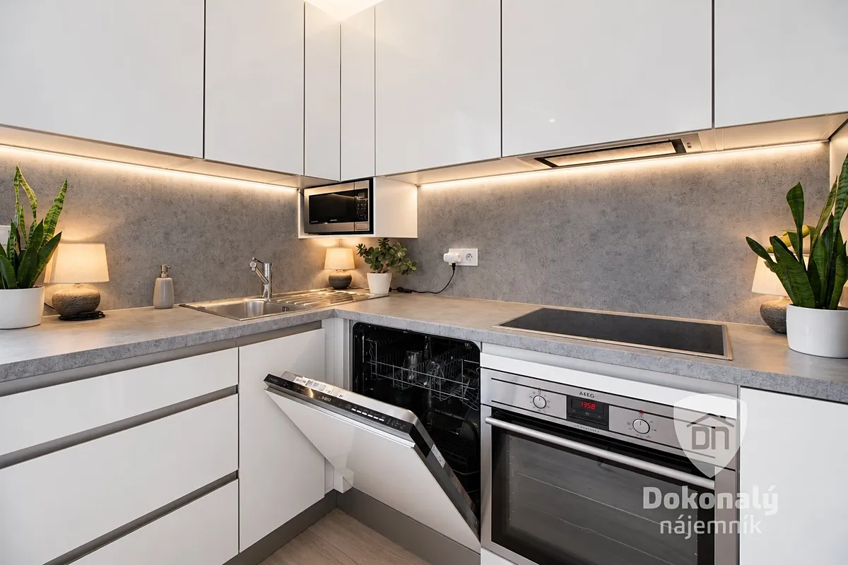 Pronájem bytu 2+kk 69 m²
