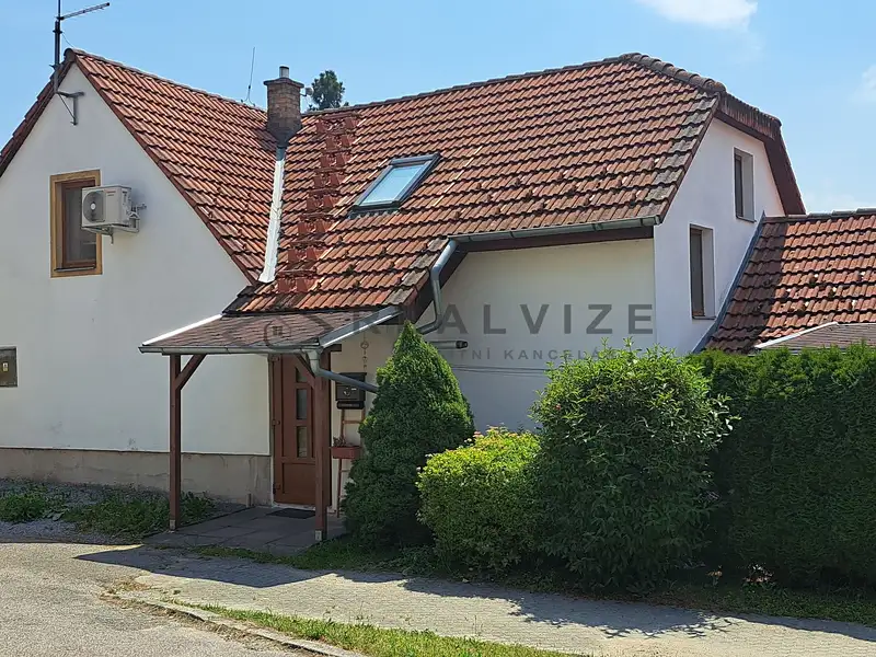 Prodej rodinného domu 121 m², pozemek 119 m², Borovany – náhled fotky 1