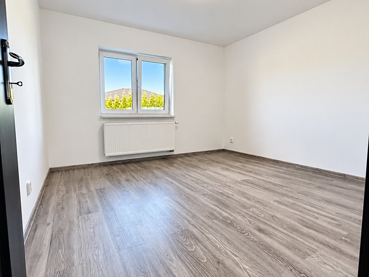 Prodej domu, 107 m² (8 z 18)