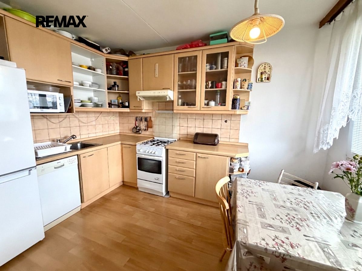 Prodej bytu 3+1 71 m², Praha – fotka 1 z 3