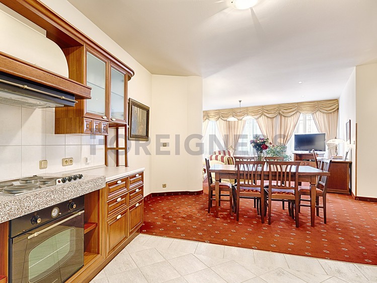Prodej komerčního prostoru, 1 425 m² (18 z 25)