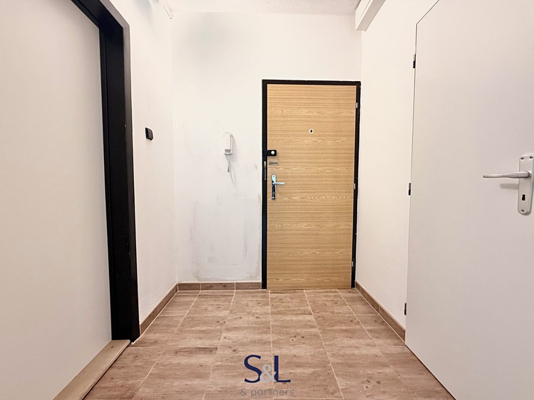 Квартира 2+kk в оренду, 39 м² (4 з 9)