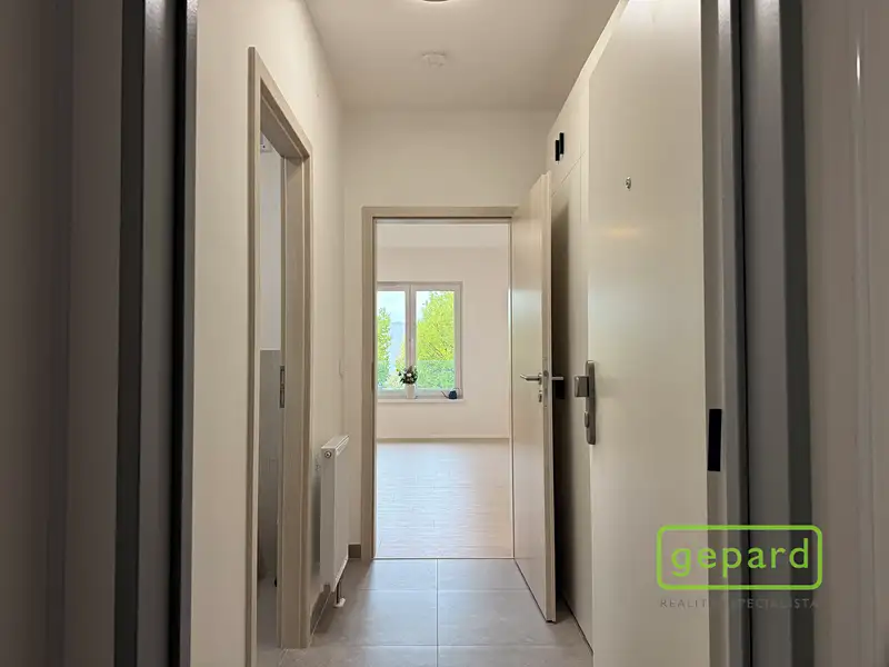 Pronájem bytu 1+kk 25 m², Mohelnice – náhled fotky 3