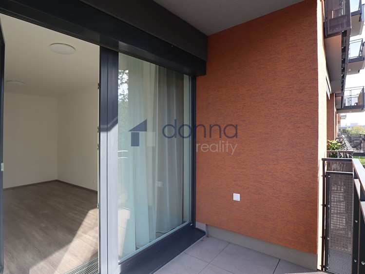 Pronájem bytu 2+kk, 64 m² (11 z 13)