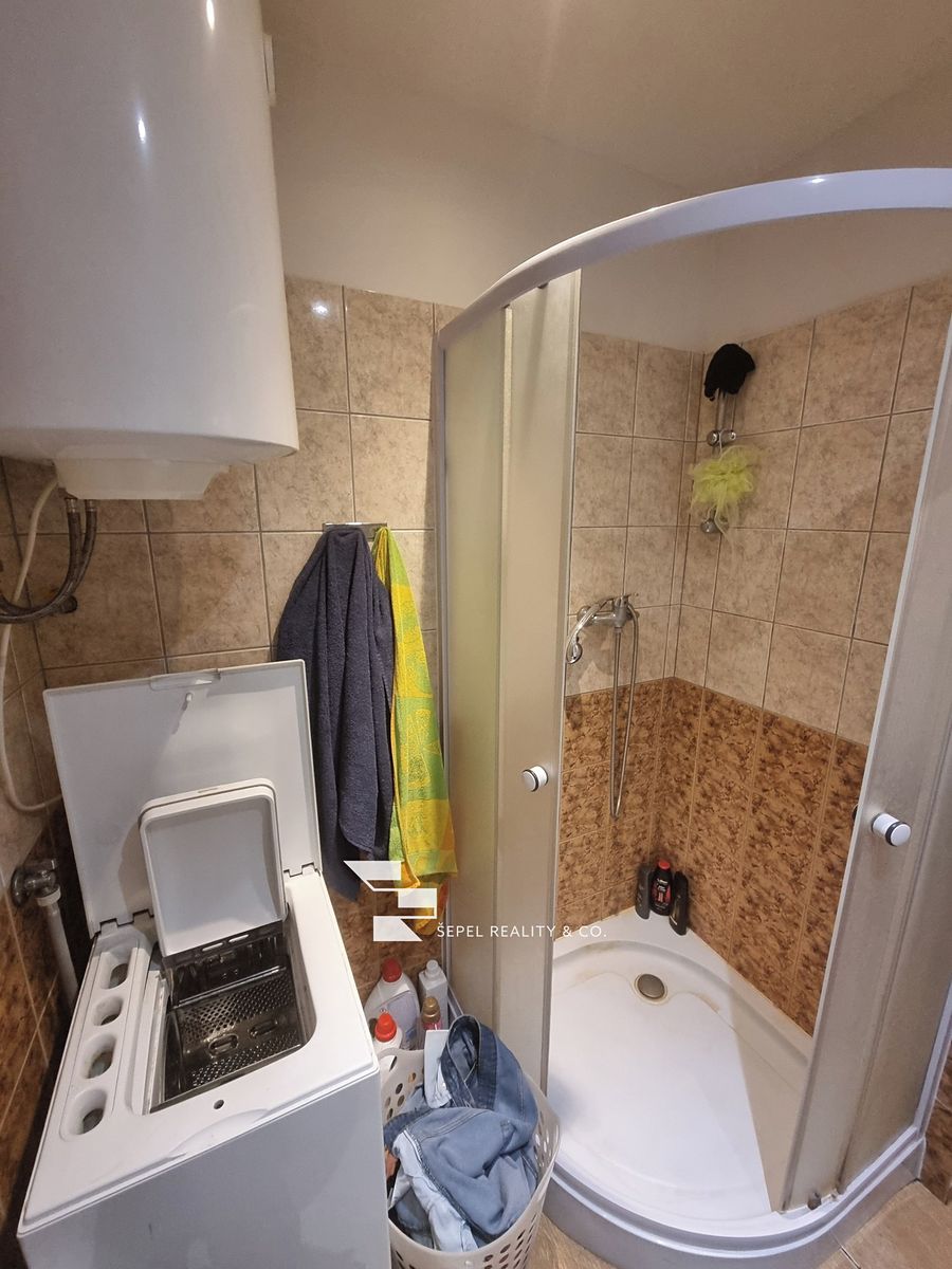 Pronájem bytu 1+kk 22 m² – fotografie 3