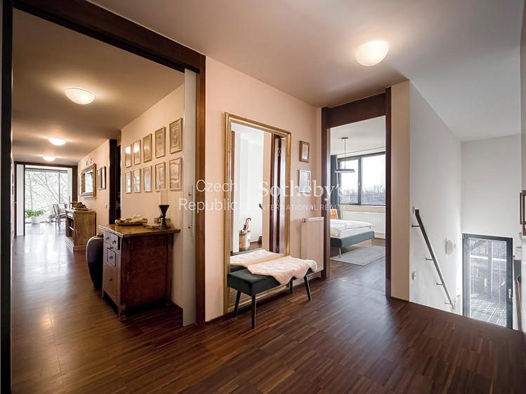 Prodej bytu 4+kk, 163 m² (8 z 18)