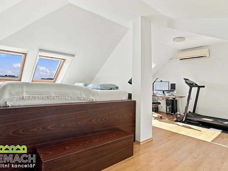 Квартира 4+kk на продаж, 112 м² (19 з 35)